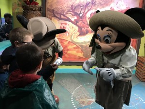 Meeting safari Mickey and Minnie